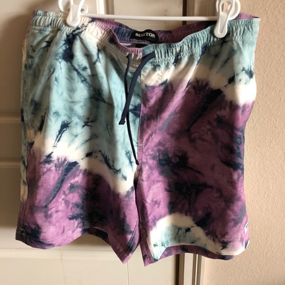 Men’s swim trunks. NEVER WORN! Size large - Picture 2 of 5